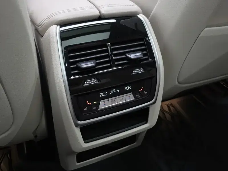 2023 BMW X5 с пробегом 48 063 км