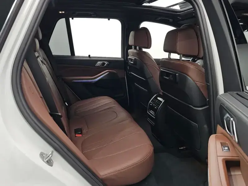 2022 BMW X5 с пробегом 33 796 км