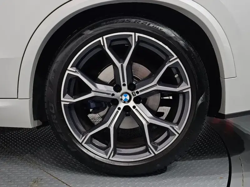 2022 BMW X5 с пробегом 33 796 км