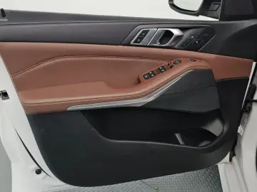 2022 BMW X5 с пробегом 33 796 км