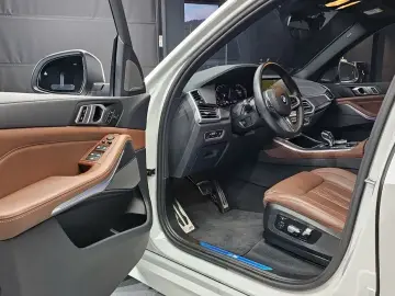 2023 BMW X5 с пробегом 25 897 км