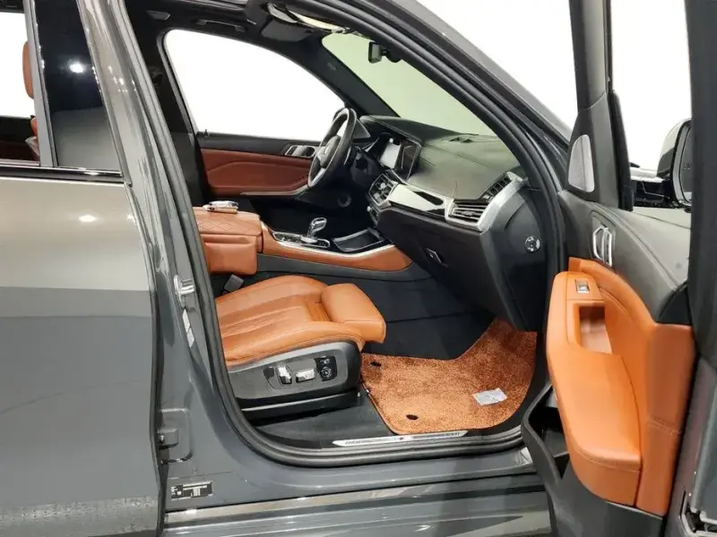 2023 BMW X5 с пробегом 58 970 км