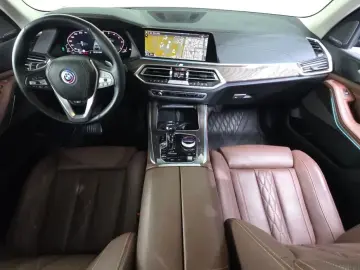 2023 BMW X5 с пробегом 37 522 км