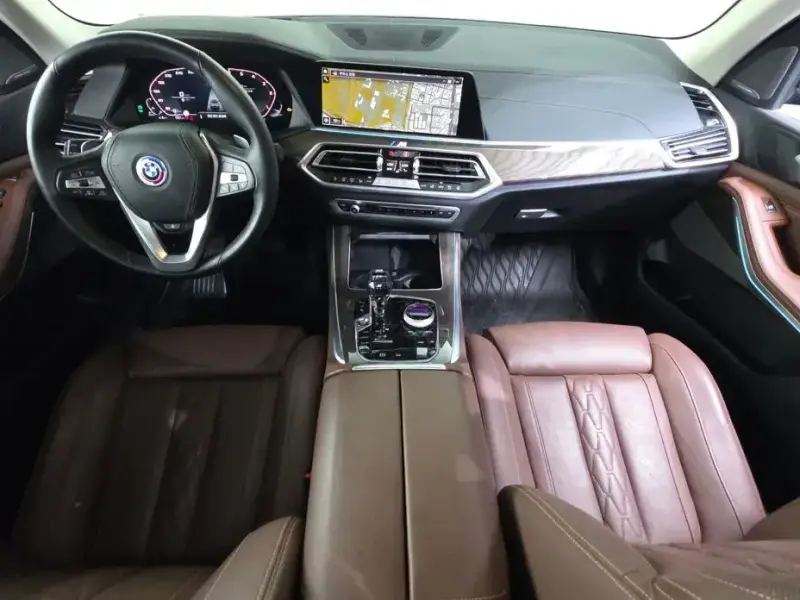 2023 BMW X5 с пробегом 37 522 км