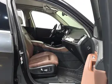 2023 BMW X5 с пробегом 37 522 км