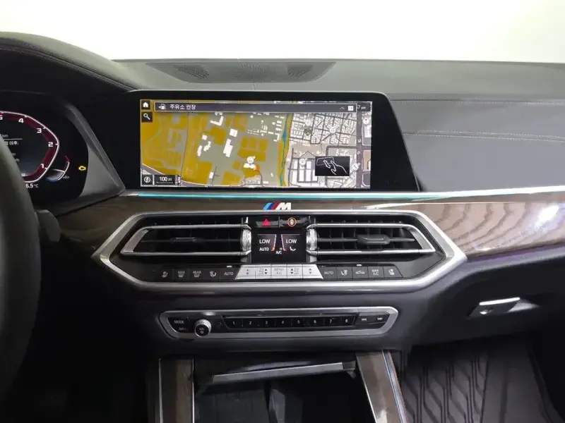 2023 BMW X5 с пробегом 37 522 км