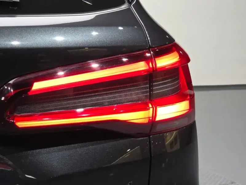 2023 BMW X5 с пробегом 37 522 км