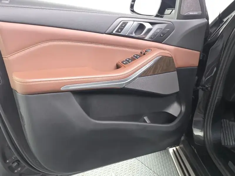 2023 BMW X5 с пробегом 37 522 км