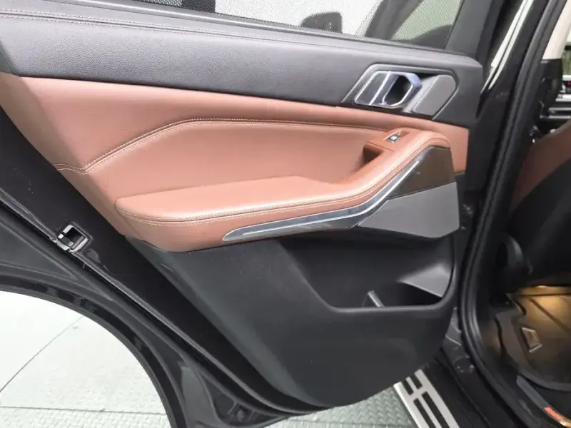 2023 BMW X5 с пробегом 37 522 км