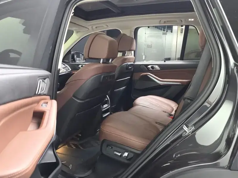 2023 BMW X5 с пробегом 37 522 км