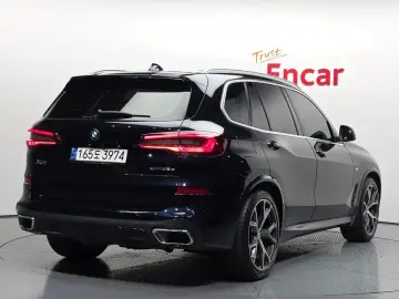 2023 BMW X5 с пробегом 101 299 км