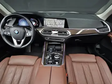 2022 BMW X5 с пробегом 60 590 км