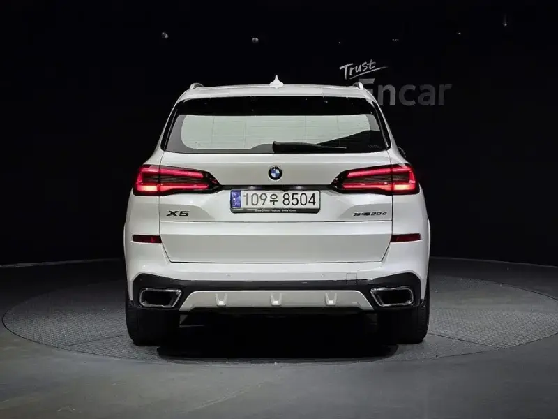 2023 BMW X5 с пробегом 25 897 км