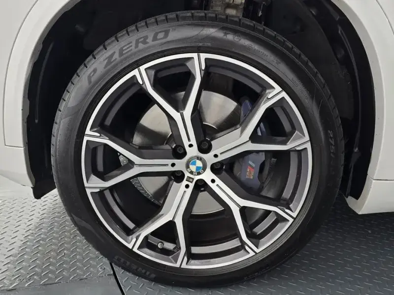 2023 BMW X5 с пробегом 52 541 км