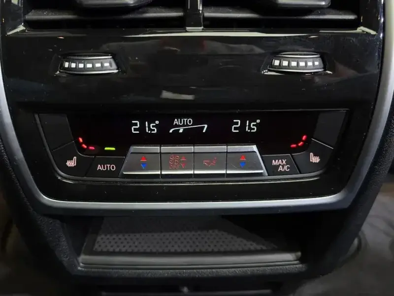2023 BMW X5 с пробегом 52 541 км
