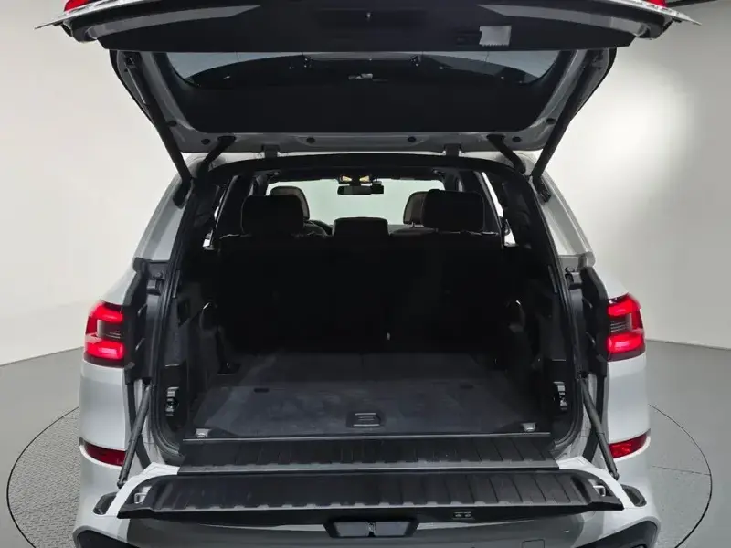 2023 BMW X5 с пробегом 52 541 км