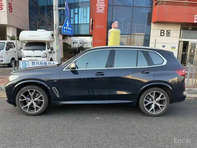 2023 BMW X5 с пробегом 44 000 км