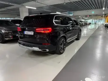 2022 BMW X5 с пробегом 58 972 км