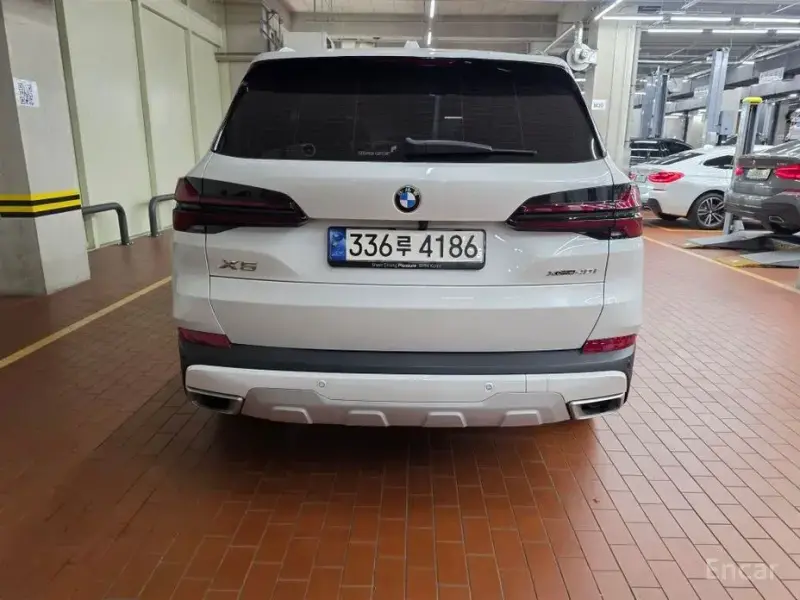 2023 BMW X5 с пробегом 40 687 км