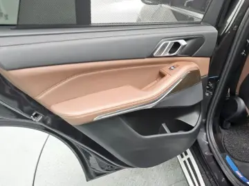 2022 BMW X5 с пробегом 82 866 км