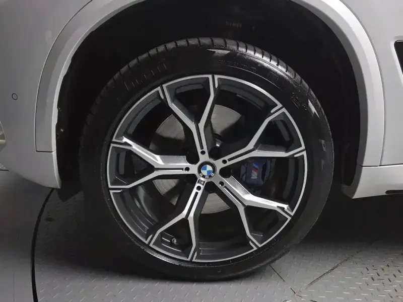 2022 BMW X5 с пробегом 42 368 км