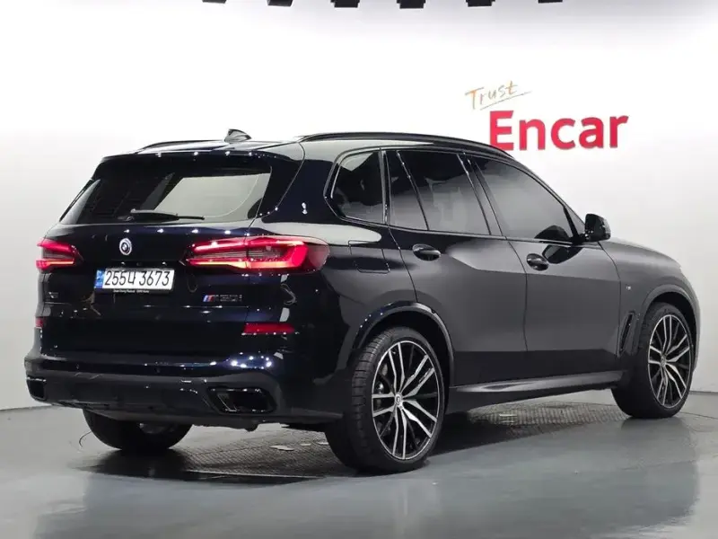 2023 BMW X5 с пробегом 44 215 км