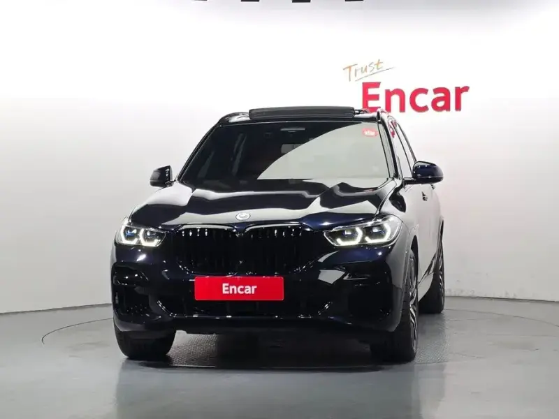 2023 BMW X5 с пробегом 44 215 км