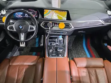 2023 BMW X5 с пробегом 44 215 км