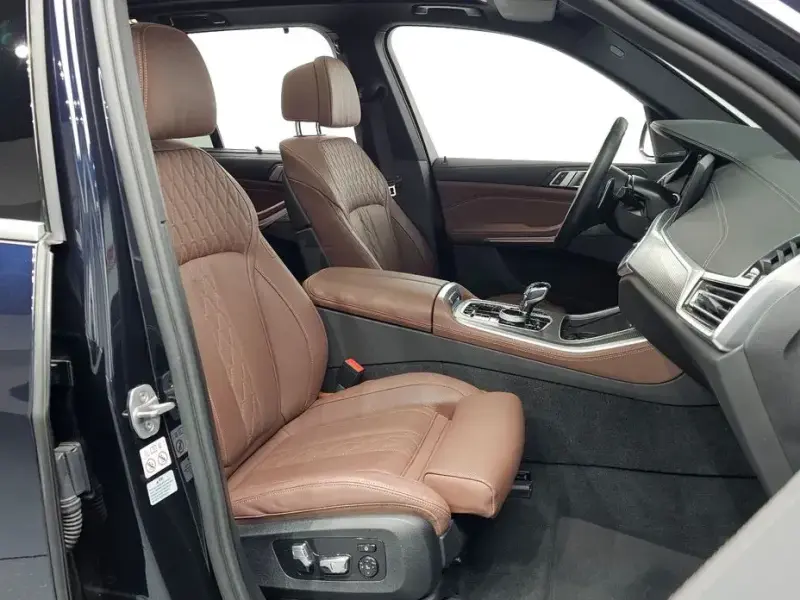 2023 BMW X5 с пробегом 49 035 км