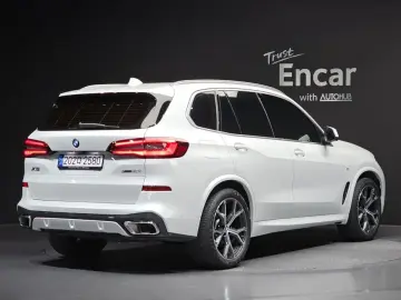 2023 BMW X5 с пробегом 27 712 км