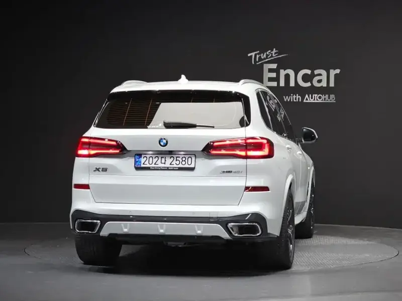 2023 BMW X5 с пробегом 27 712 км