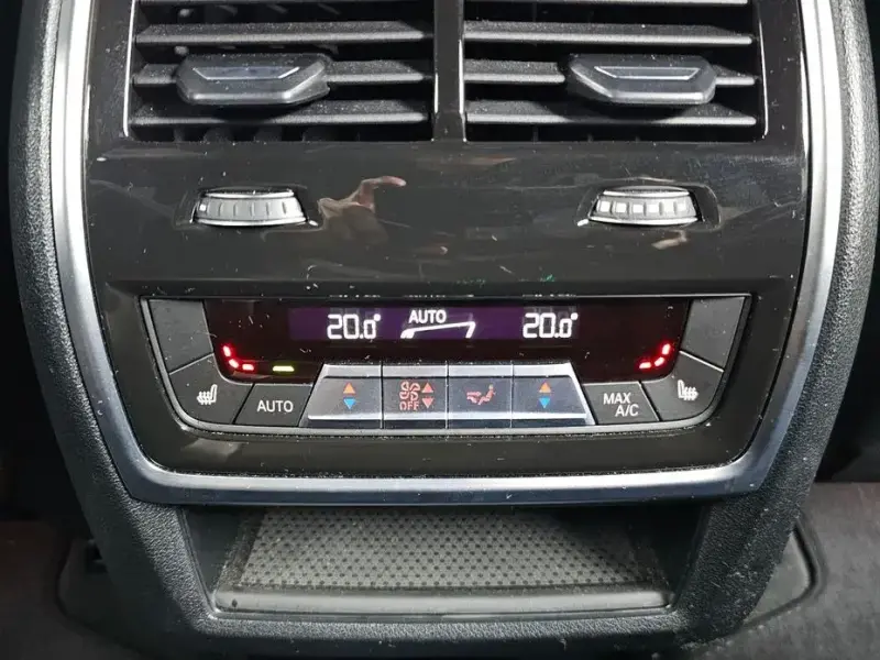 2023 BMW X5 с пробегом 27 712 км