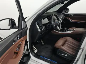 2022 BMW X5 с пробегом 63 031 км