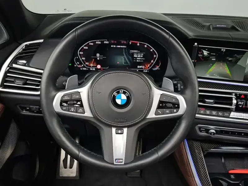 2022 BMW X5 с пробегом 63 031 км