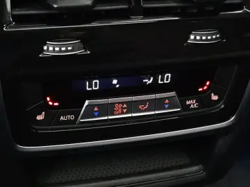 2022 BMW X5 с пробегом 63 031 км