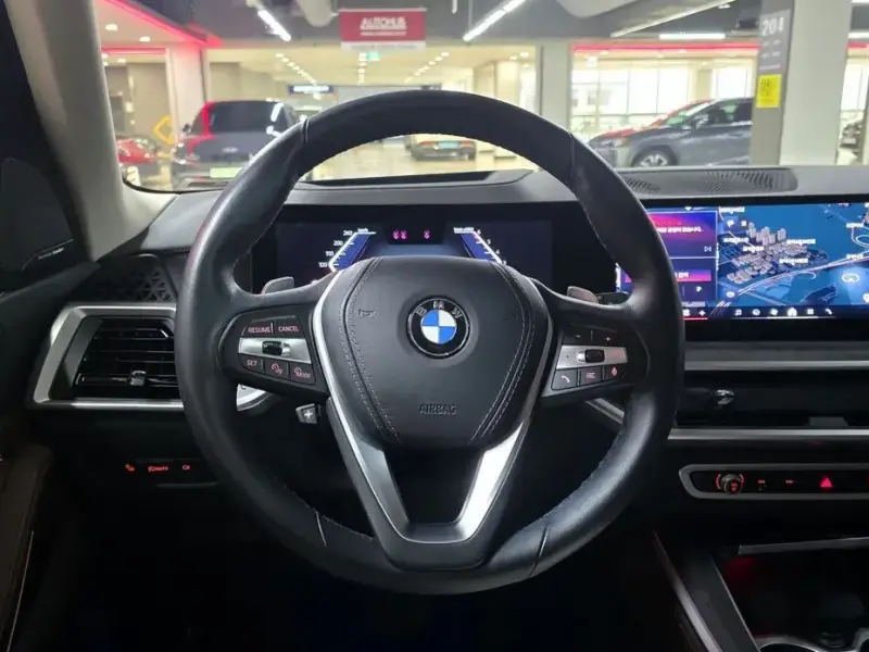 2023 BMW X5 с пробегом 40 205 км