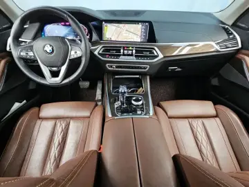 2023 BMW X5 с пробегом 29 801 км