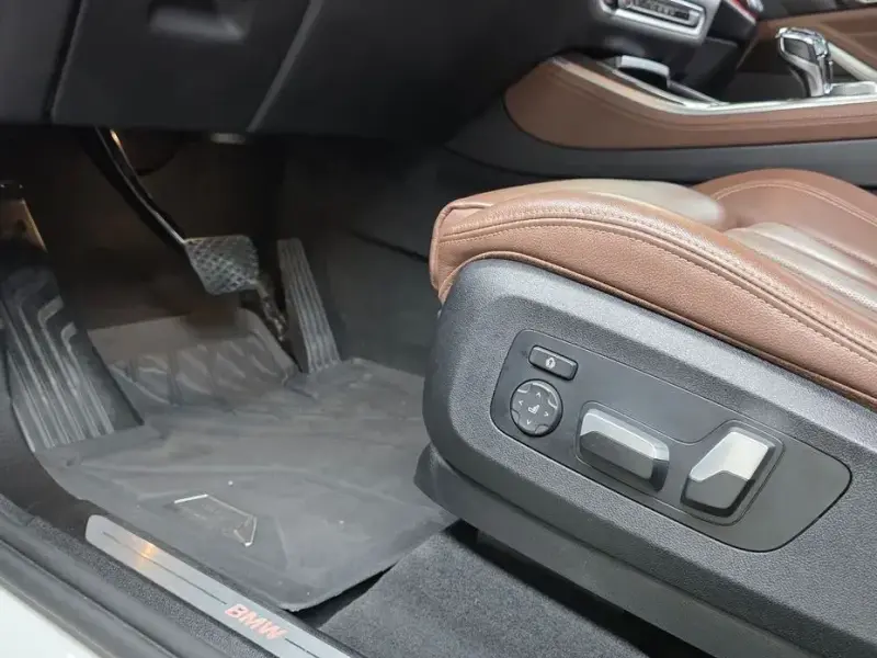 2022 BMW X5 с пробегом 121 417 км