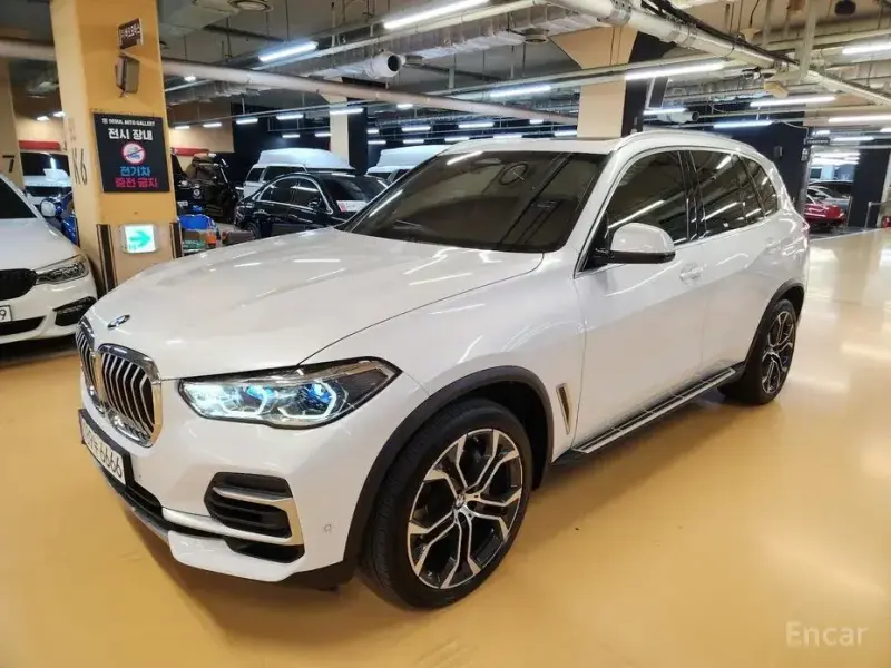 2022 BMW X5 с пробегом 63 700 км