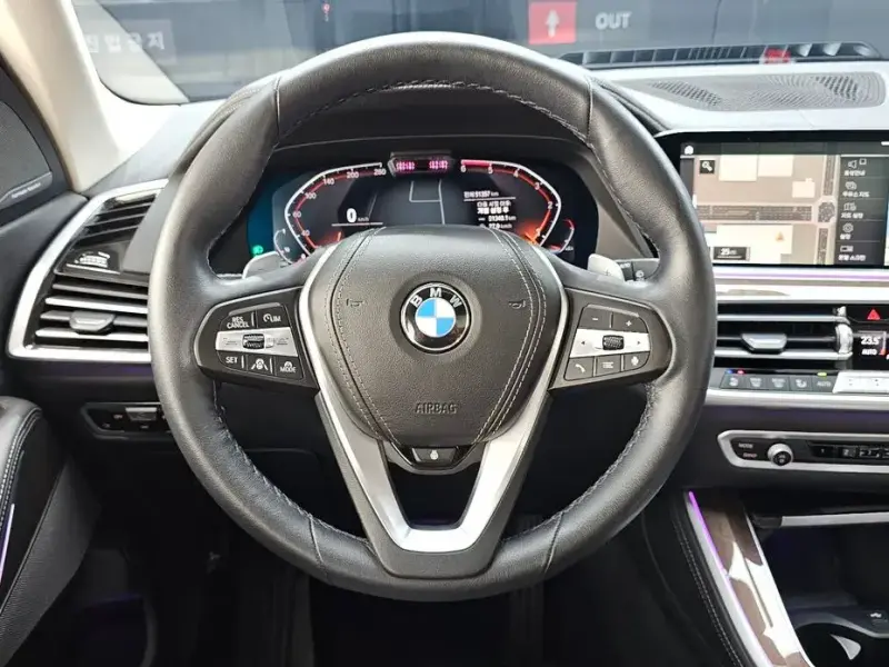 2023 BMW X5 с пробегом 51 357 км