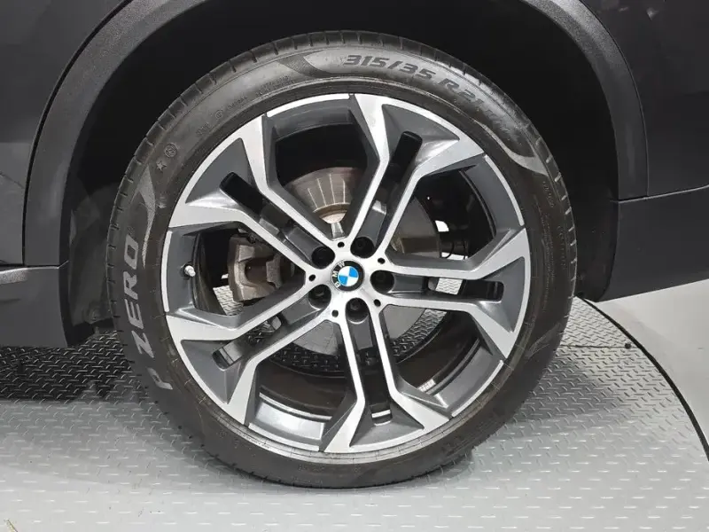 2023 BMW X5 с пробегом 51 357 км