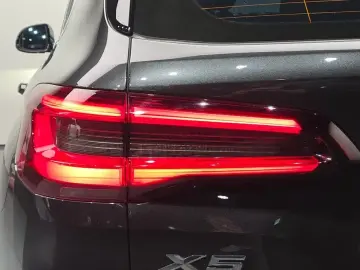 2023 BMW X5 с пробегом 51 357 км