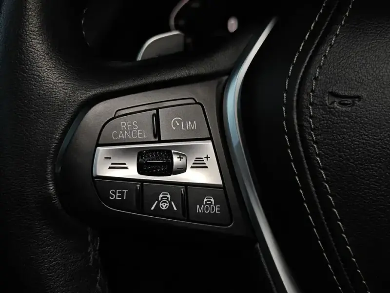 2023 BMW X5 с пробегом 51 357 км