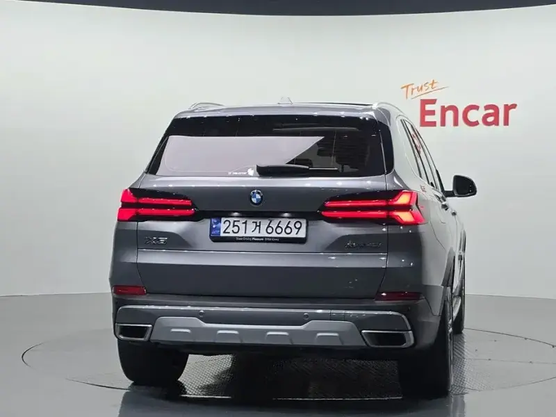 2023 BMW X5 с пробегом 47 029 км