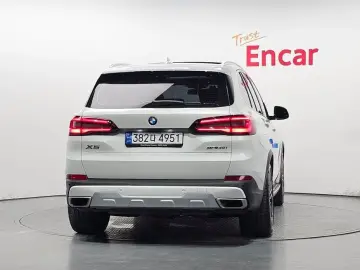 2022 BMW X5 с пробегом 56 878 км