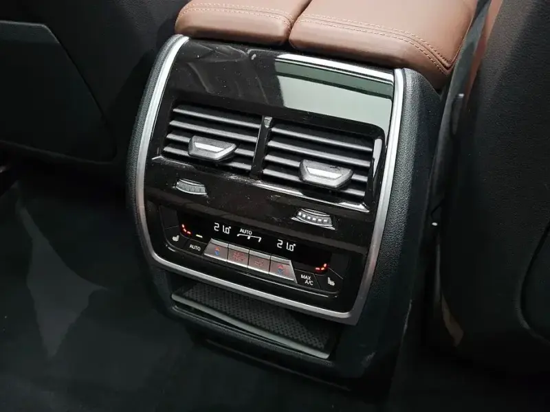 2022 BMW X5 с пробегом 56 878 км