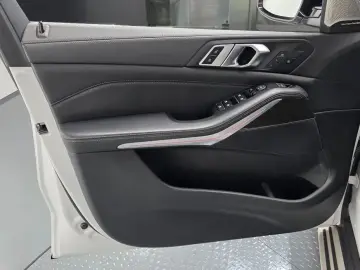 2022 BMW X5 с пробегом 60 274 км