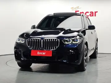 2023 BMW X5 с пробегом 49 035 км