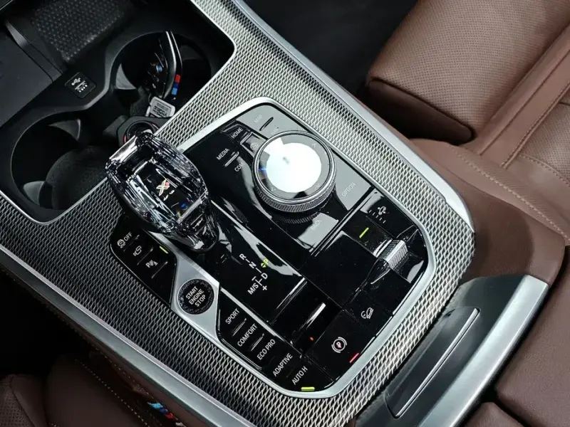 2023 BMW X5 с пробегом 49 035 км
