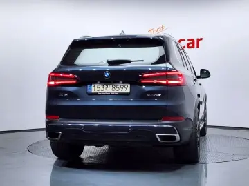 2022 BMW X5 с пробегом 113 009 км